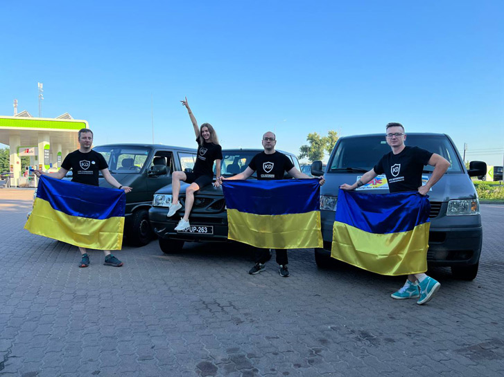 «Автопоїзд» для наших воїнів