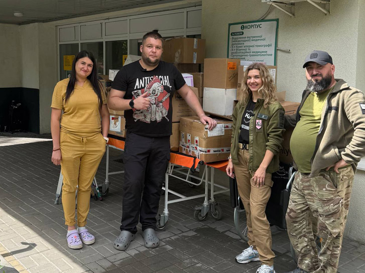 Передали медичну допомогу шпиталю в Сумах
