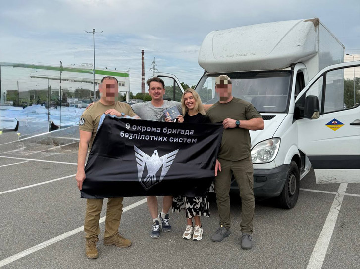 СЕО Kyiv Defenders Іва Кошова отримала подяку від українських захисників